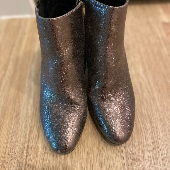 Metallic pewter chelsea boots - Picture 2 of 4